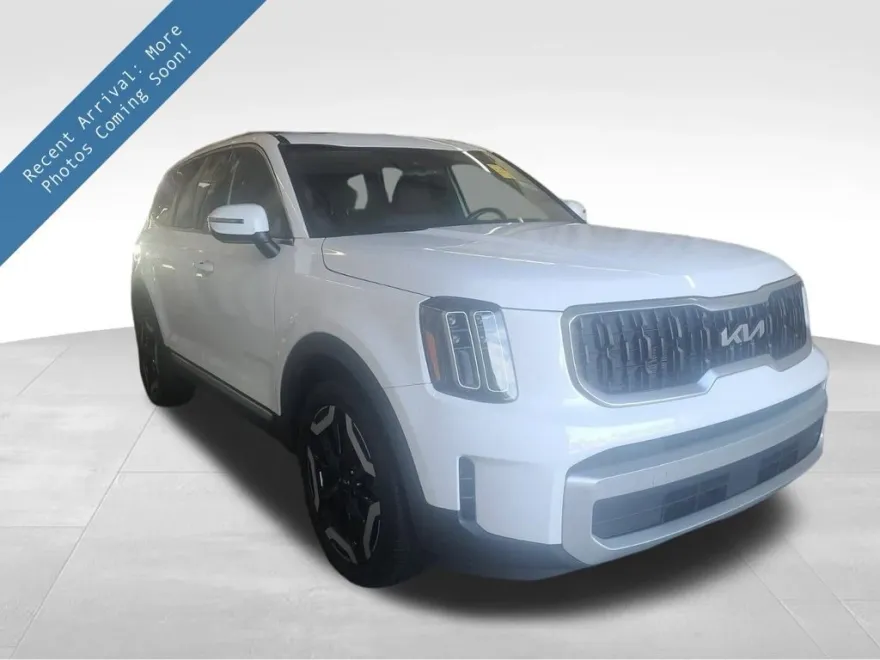 2024 Kia Telluride EX photo 1