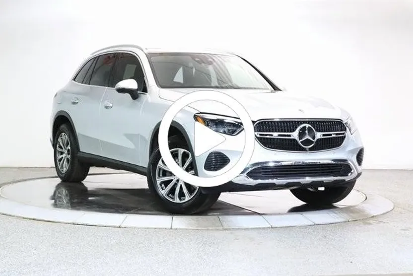 2024 Mercedes Benz GLC 4MATIC 300 photo 1