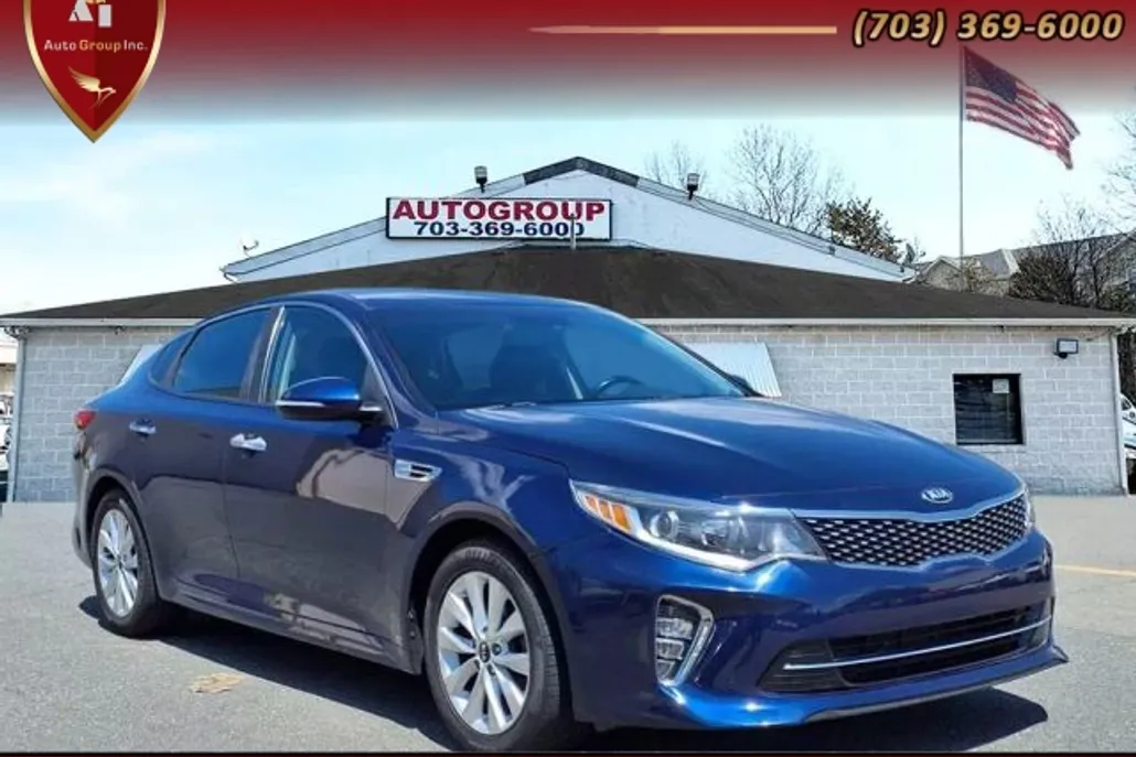 2018 Kia Optima LX photo 1