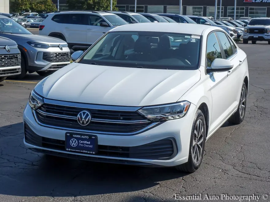 2022 Volkswagen Jetta S photo 1
