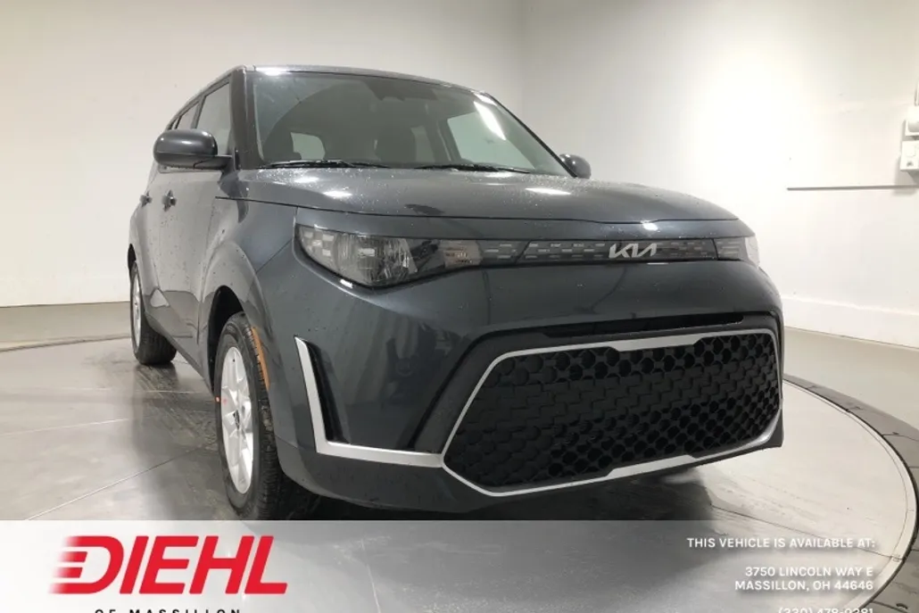 2025 Kia Soul LX photo 1