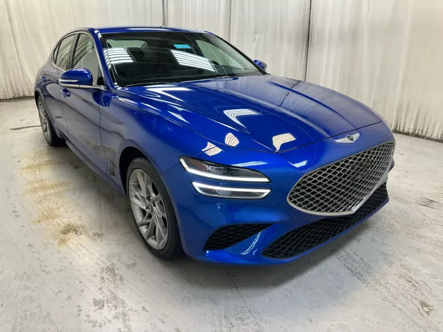 2022 Genesis G70 2.0T photo 1