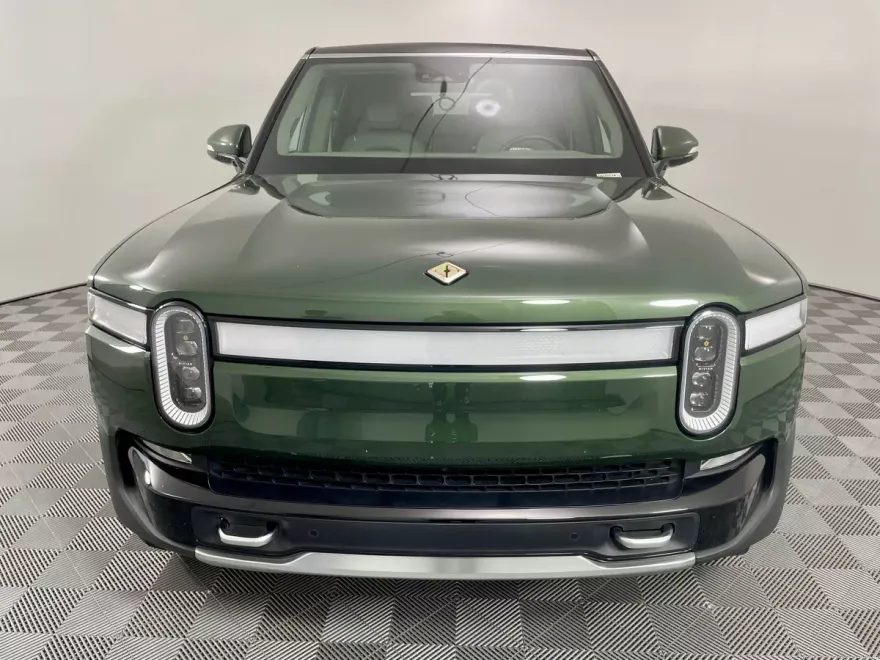 2023 Rivian R1S Adventure photo 1