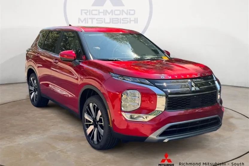 2025 Mitsubishi Outlander SE Ralliart photo 1