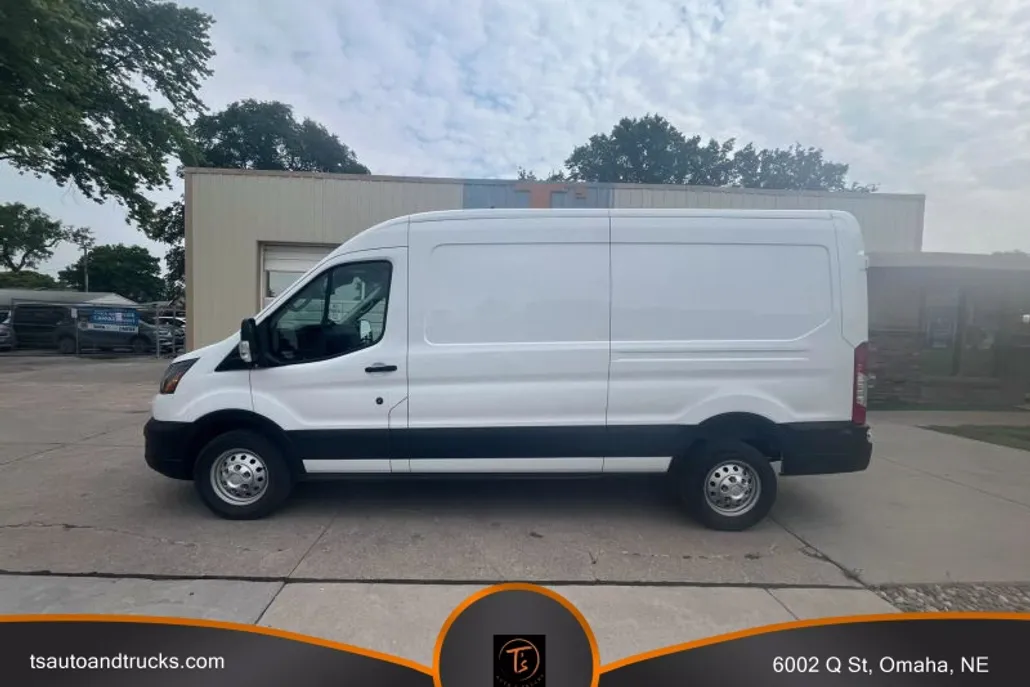 2024 Ford Transit Cargo Van photo 1