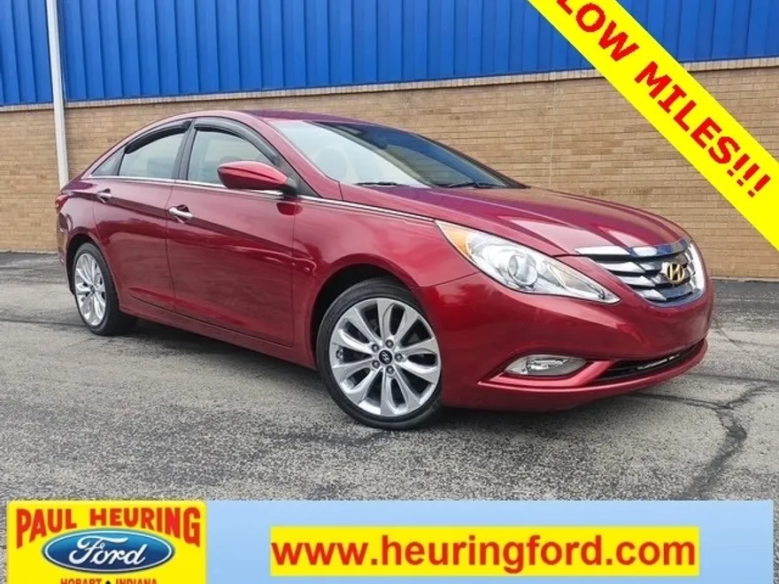2011 Hyundai Sonata SE photo 1
