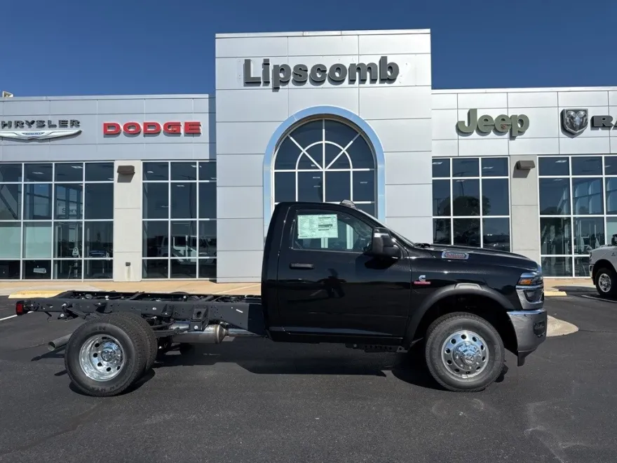 2025 Ram 3500 Tradesman photo 1