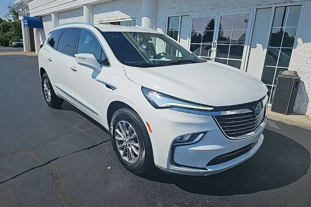 2024 Buick Enclave Premium photo 1