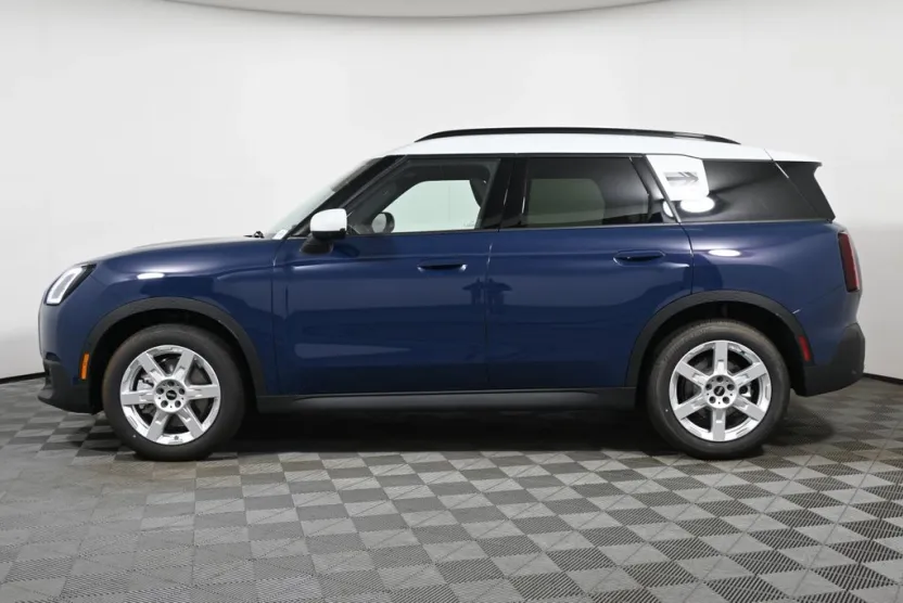 2026 Mini Countryman S ALL4 photo 1
