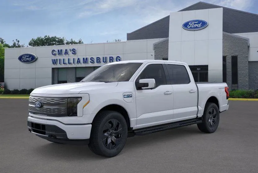 2025 Ford F-150 Lightning XLT photo 1