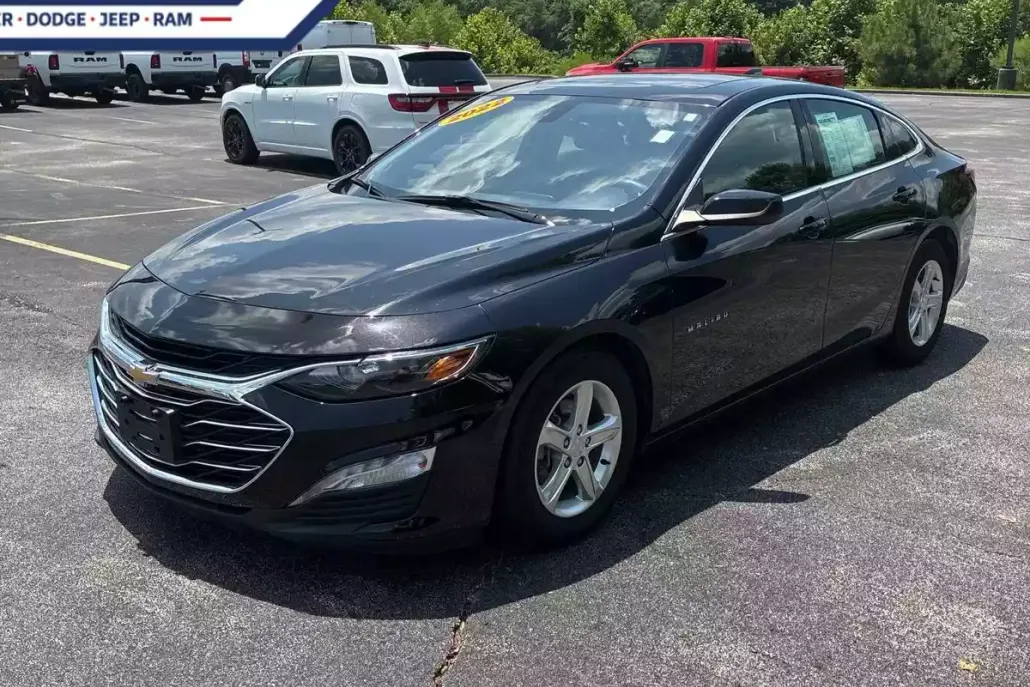 2022 Chevrolet Malibu 1LT photo 1