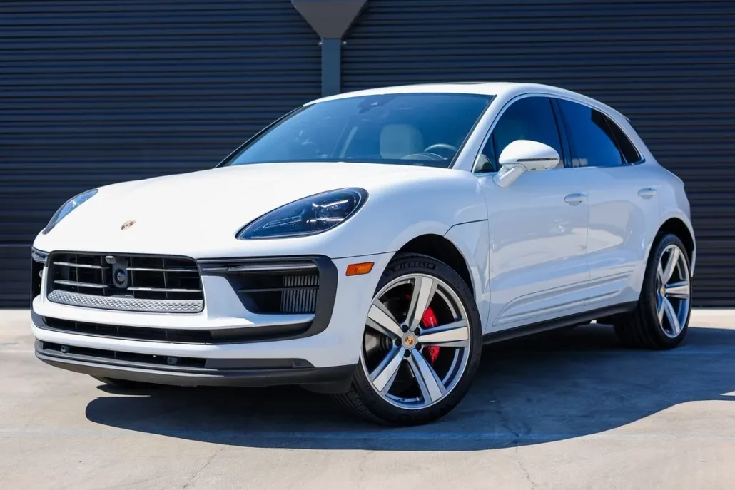 2024 Porsche Macan S photo 1