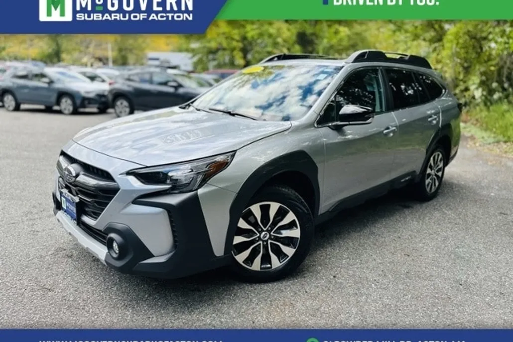 2023 Subaru Outback Limited photo 1