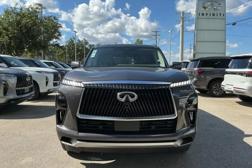 2026 Infiniti QX80 Pure photo 1
