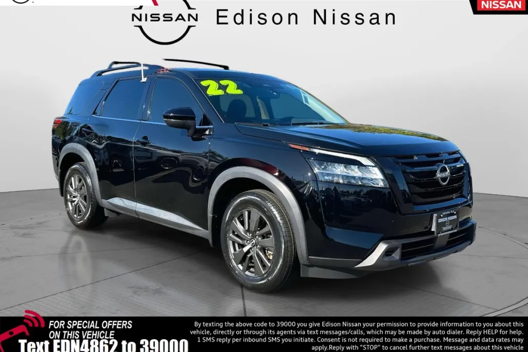 2022 Nissan Pathfinder SV photo 1