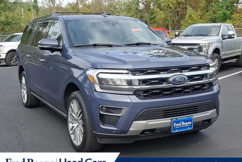 2022 Ford Expedition MAX Limited photo 1