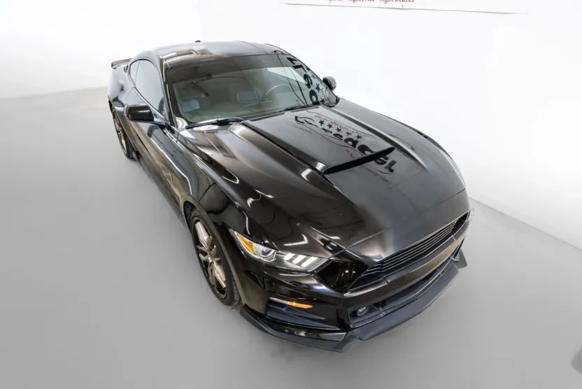 2015 Ford Mustang EcoBoost Premium photo 1