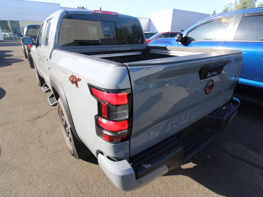 2024 Nissan Frontier PRO-4X photo 1