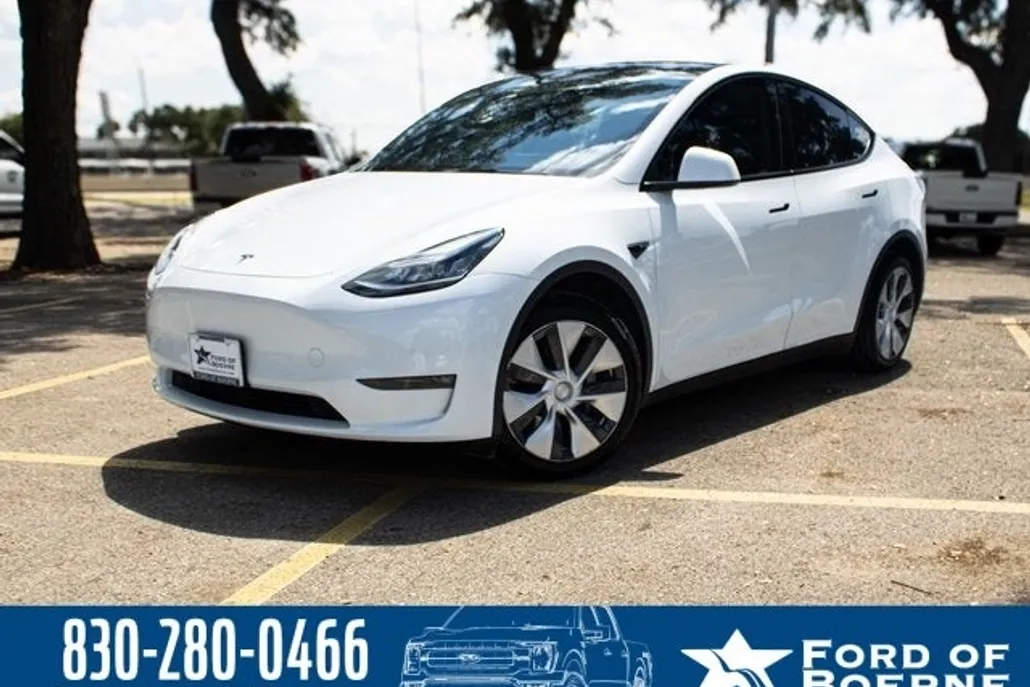 2021 Tesla Model Y Long Range photo 1