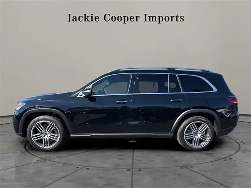 2024 Mercedes Benz GLS 450 4MATIC photo 1