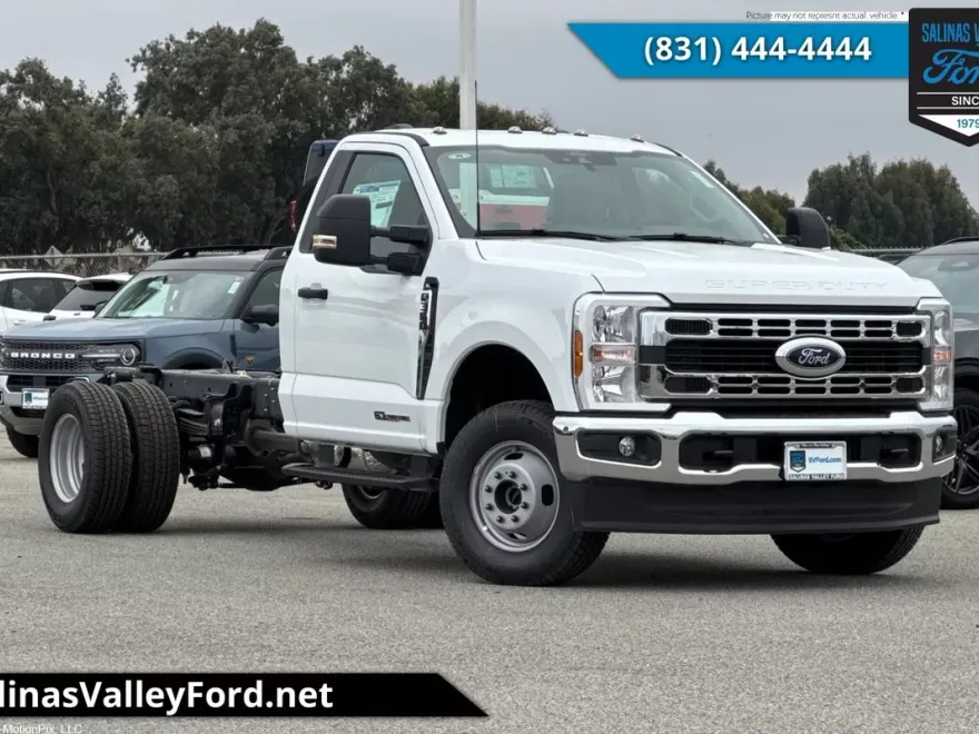2025 Ford F-350 photo 1