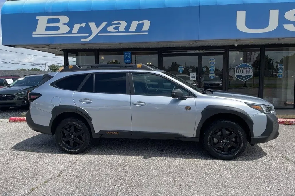 2023 Subaru Outback Wilderness photo 1