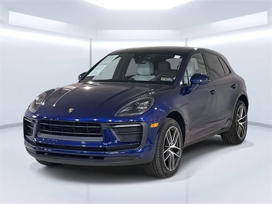 2022 Porsche Macan photo 1