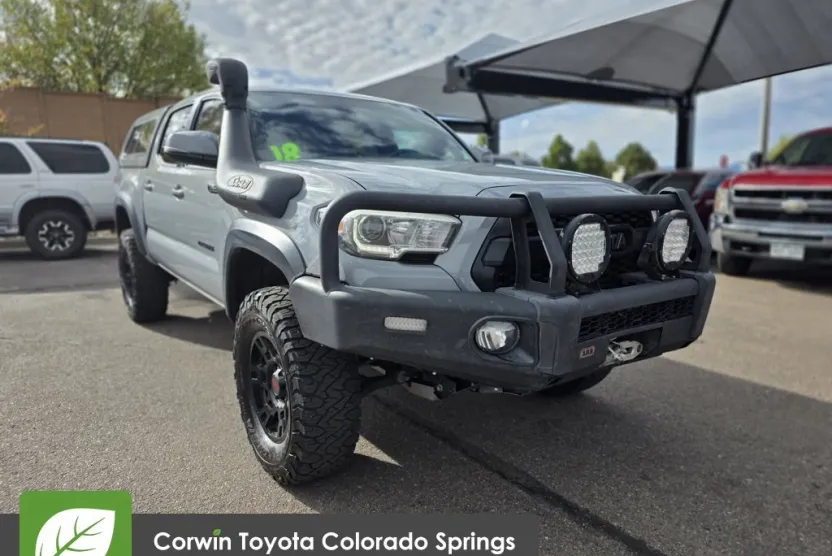 2018 Toyota Tacoma TRD Off-Road photo 1