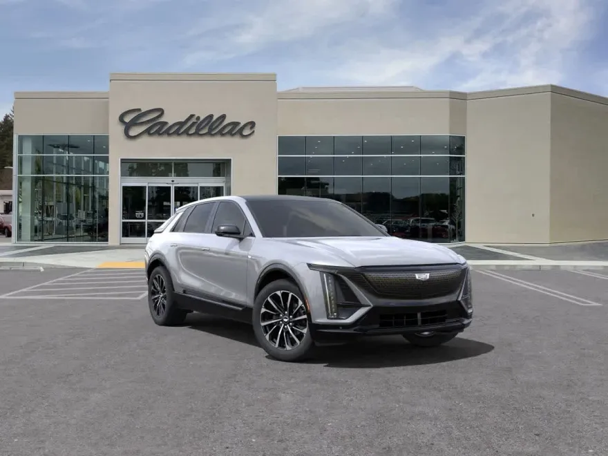 2025 Cadillac Lyriq Sport photo 1