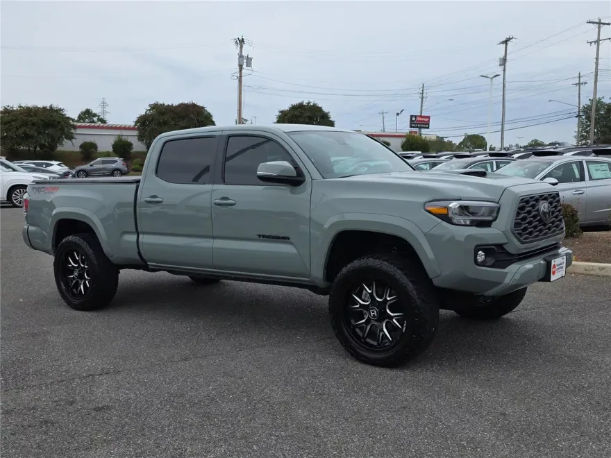 2023 Toyota Tacoma TRD Sport 4x4 Double Cab photo 1