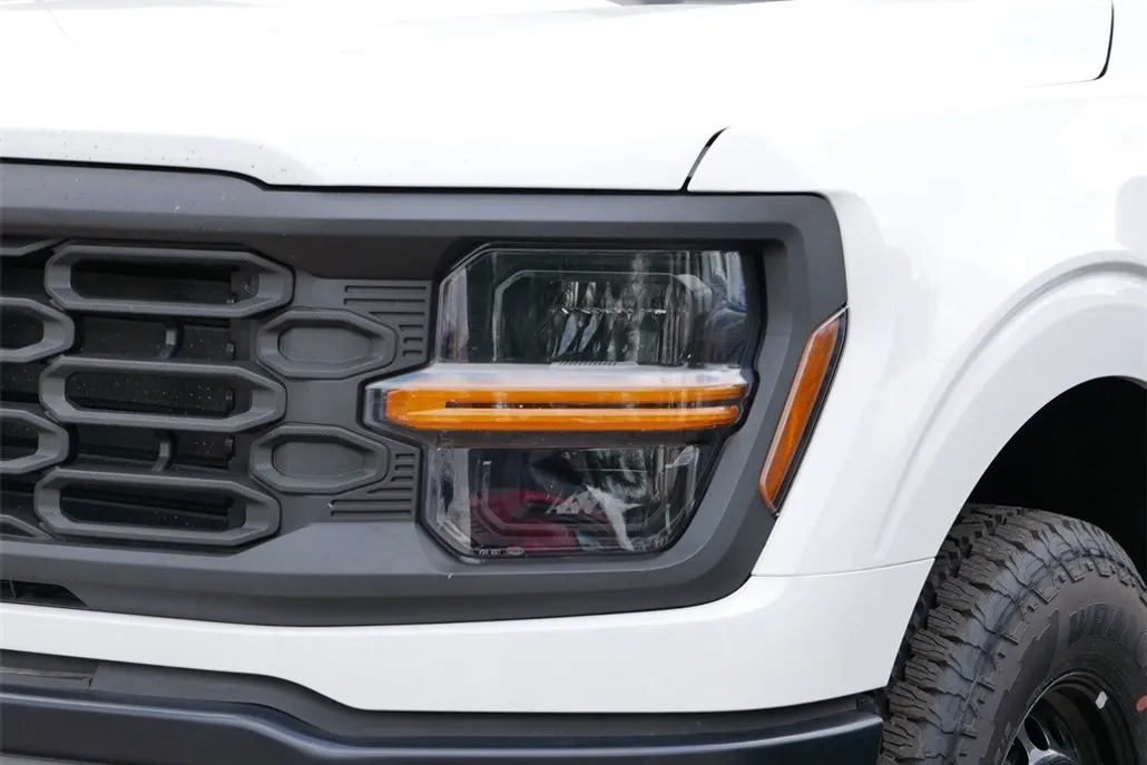 2024 Ford F-150 XL photo 1