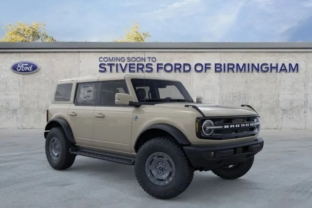 2025 Ford Bronco Outer Banks photo 1