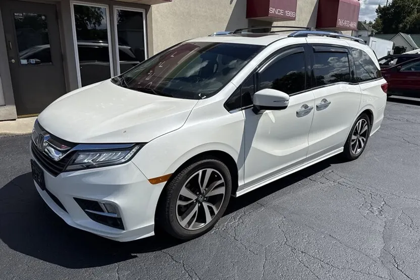 2019 Honda Odyssey Elite photo 1