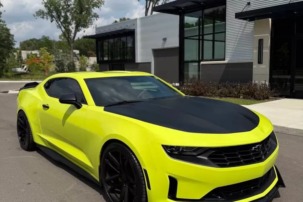 2020 Chevrolet Camaro 1LT photo 1