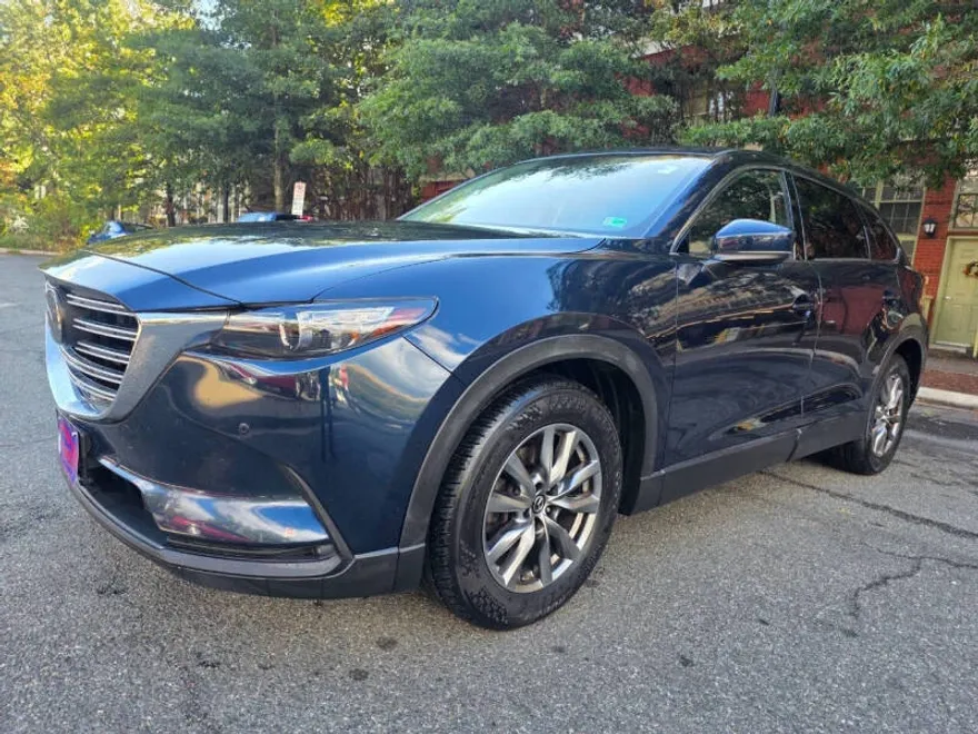 2018 Mazda CX-9 Touring photo 1