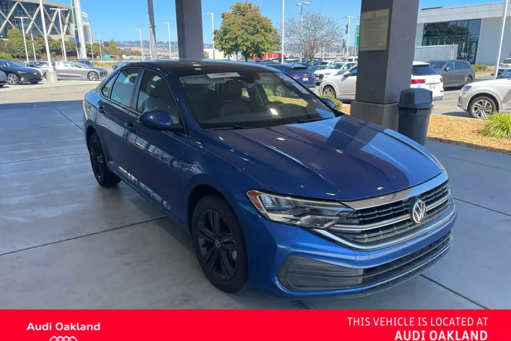 2024 Volkswagen Jetta SE photo 1