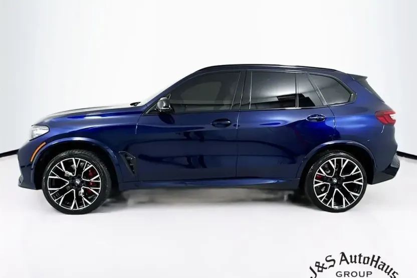 2022 Bmw X5 M photo 1