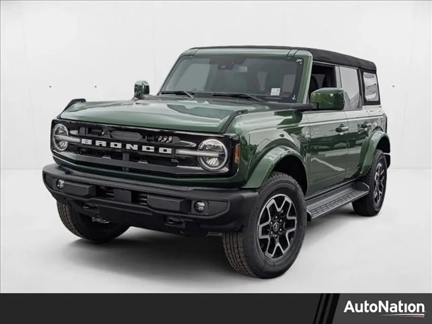 2025 Ford Bronco Outer Banks photo 1