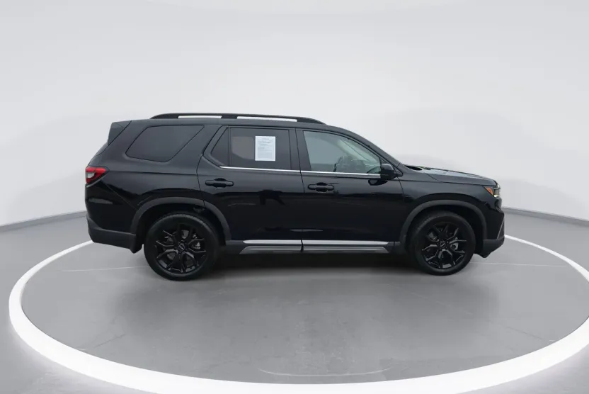 2025 Honda Pilot Elite photo 1