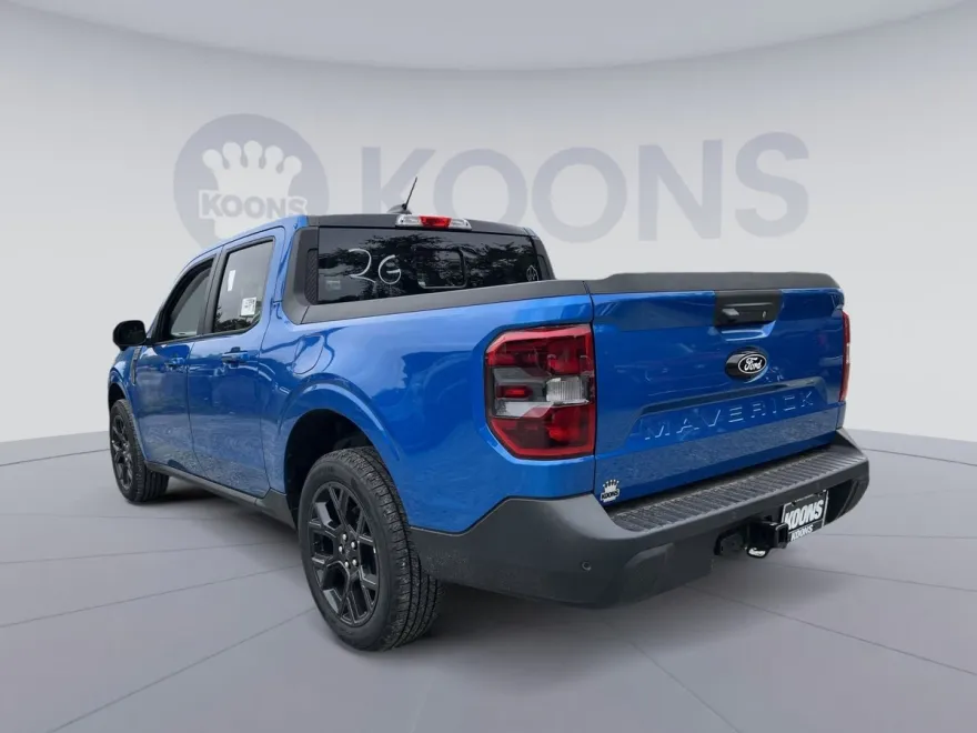 2025 Ford Maverick Lariat photo 1