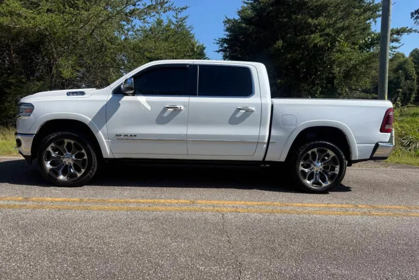 2019 Ram 1500 Limited photo 1