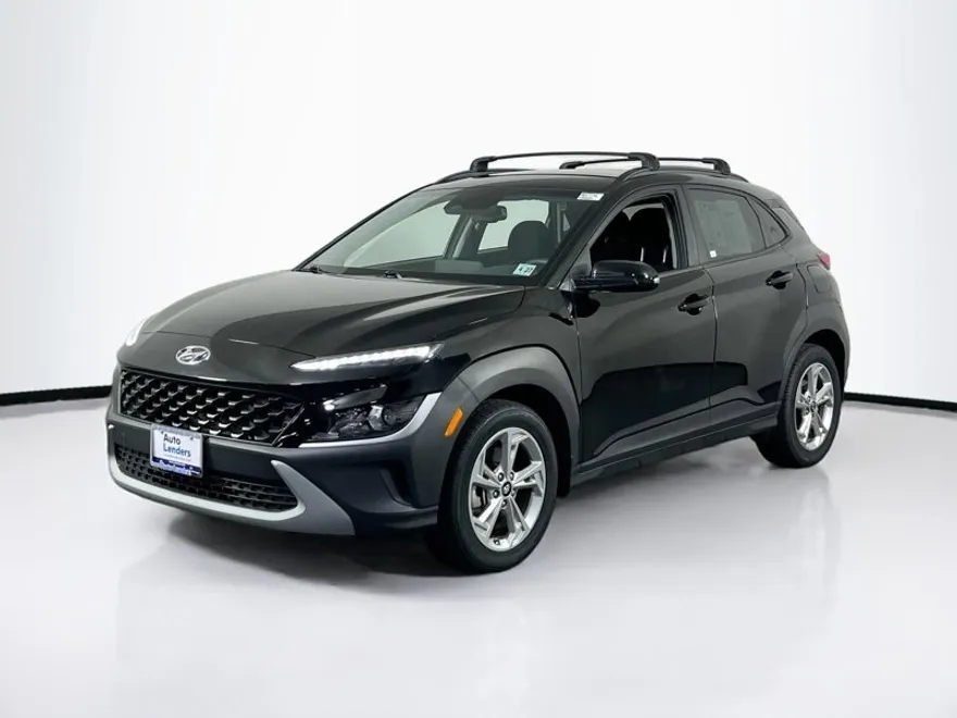 2022 Hyundai Kona SEL photo 1