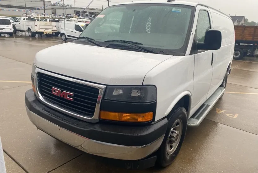 2023 Gmc Savana Cargo 2500 photo 1