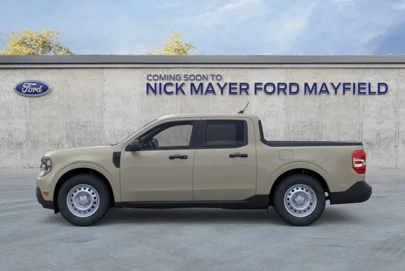 2025 Ford Maverick XL photo 1