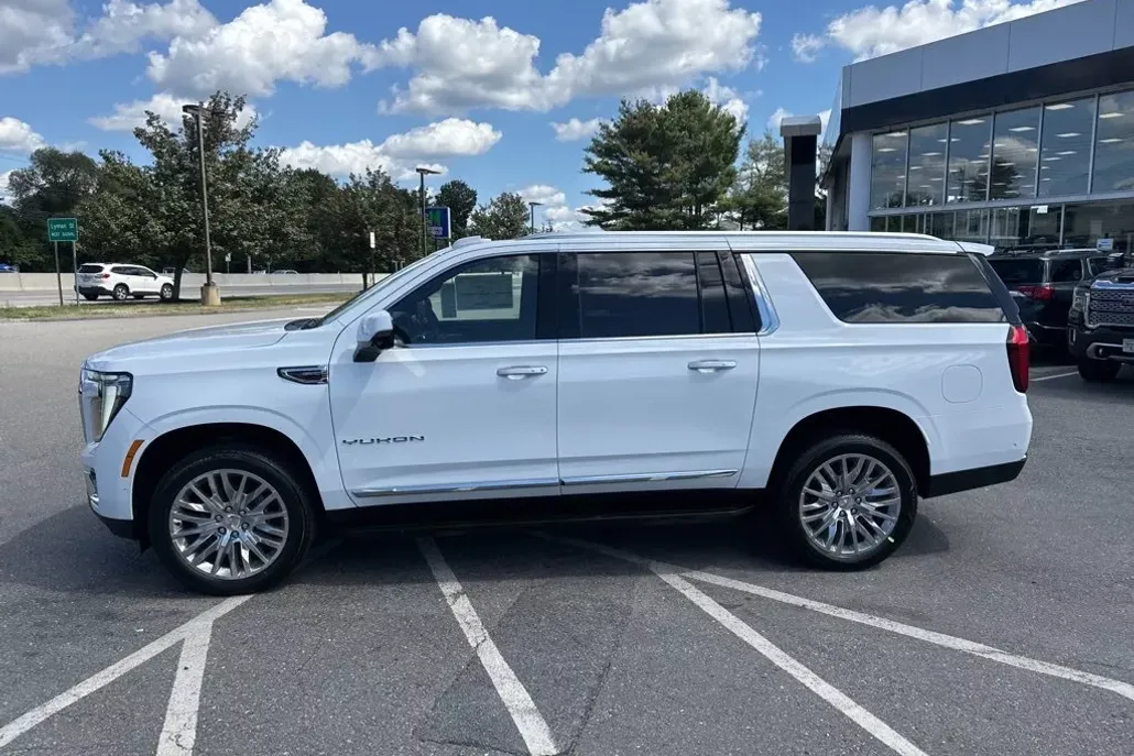 2025 Gmc Yukon XL photo 1