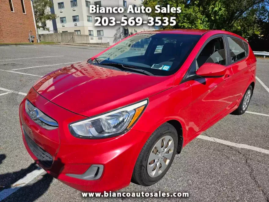 2016 Hyundai Accent Sport photo 1