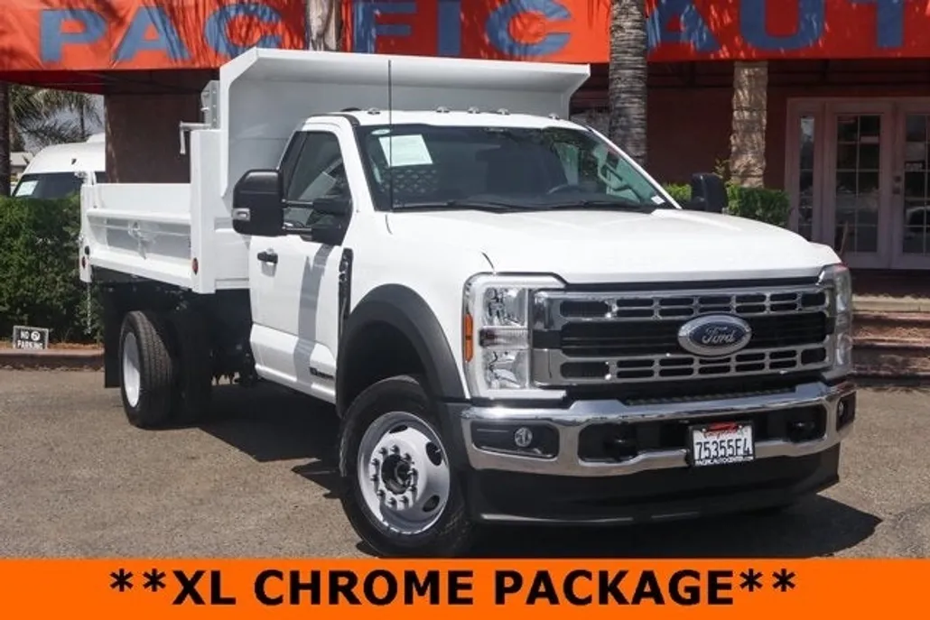 2024 Ford F-450 photo 1
