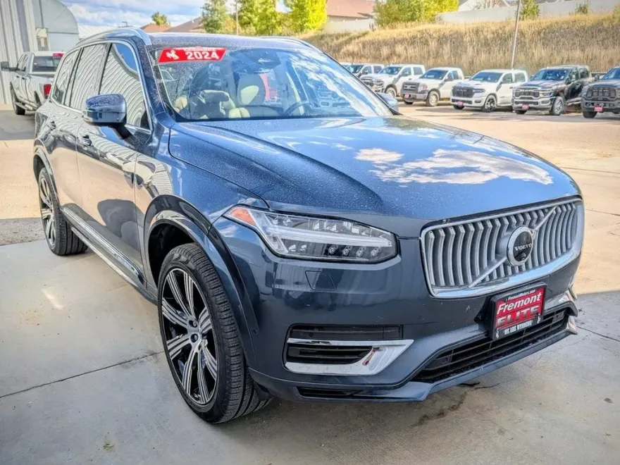 2024 Volvo XC90 Recharge T8 Plus photo 1