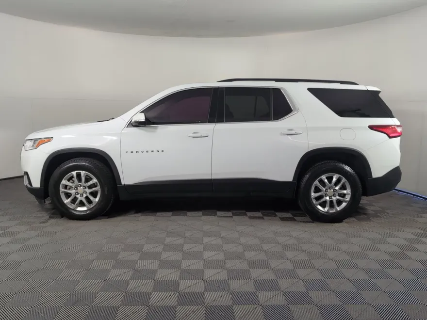 2019 Chevrolet Traverse Cloth 1LT photo 1
