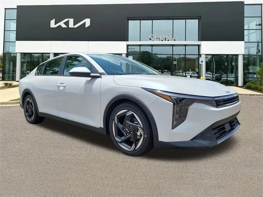 2025 Kia K4 EX photo 1